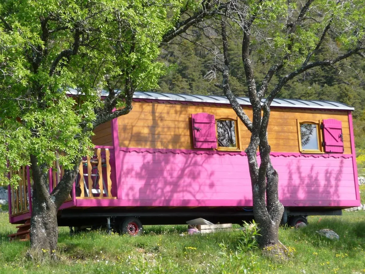 Ferme Saint Pierre Guest House Bargeme France