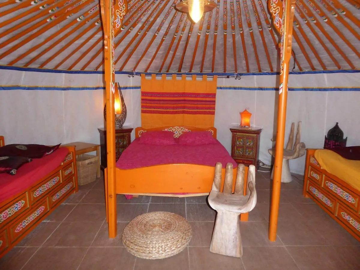 Ferme Saint Pierre Guest House Bargeme 0*,  France